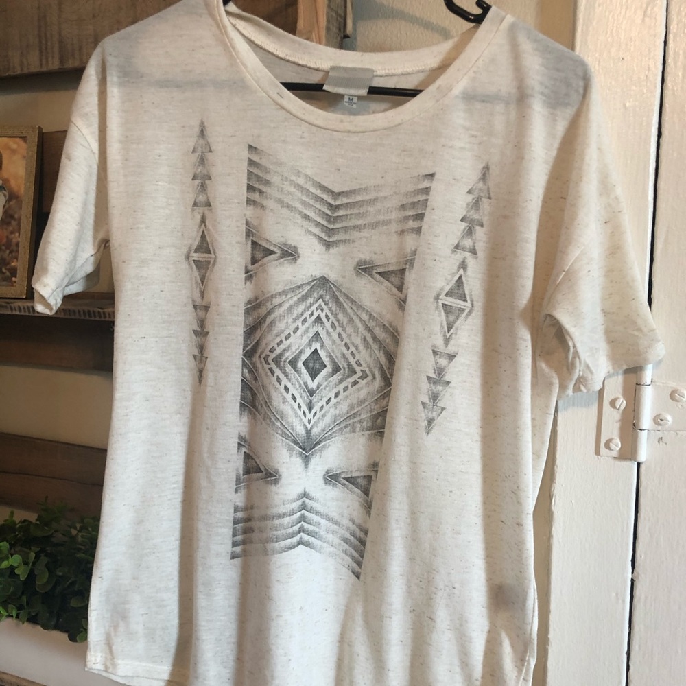 Graphic tee